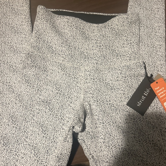 Strut This Kendall Ankle Leggings - Picture 2 of 6